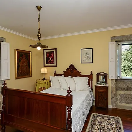 Villa With 3 Bedrooms In Fragoso With Wonderful Mountain View Private Pool Enclosed Garden 9 Km From The Beach 빌라